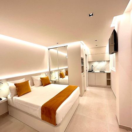 Suite Ron In Marina 2 People Puerto Deportivo 베날마데나코스타 외부 사진
